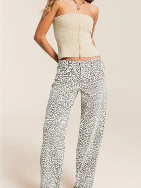 Leopard Print Wide-Leg Jeans in Cream & Gray